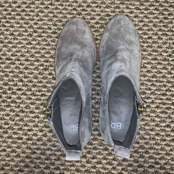 BP Booties - Grey, Suede, Size 9 - Picture 4 of 4